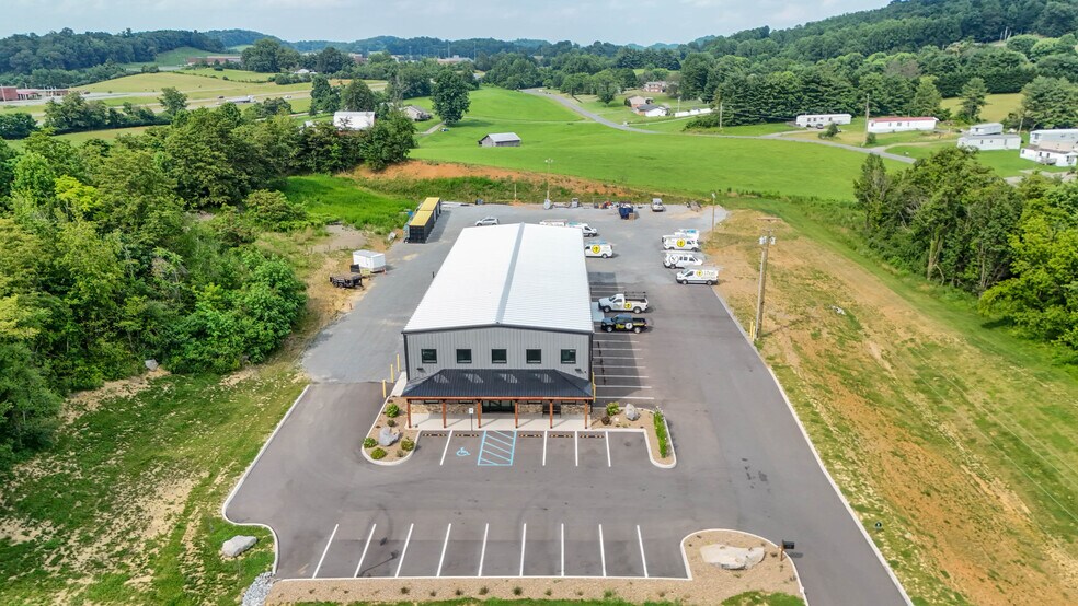 More Photos Of 915 Millennium Ct, Blountville Warehouse For Sale