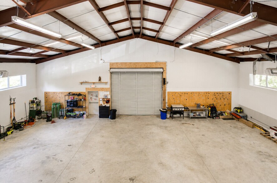 More Photos Of 165 Coile Dr, Athens Light Manufacturing For Sale