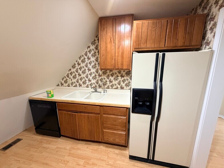 More Photos Of 157 River Rd, Ligonier Healthcare For Sale