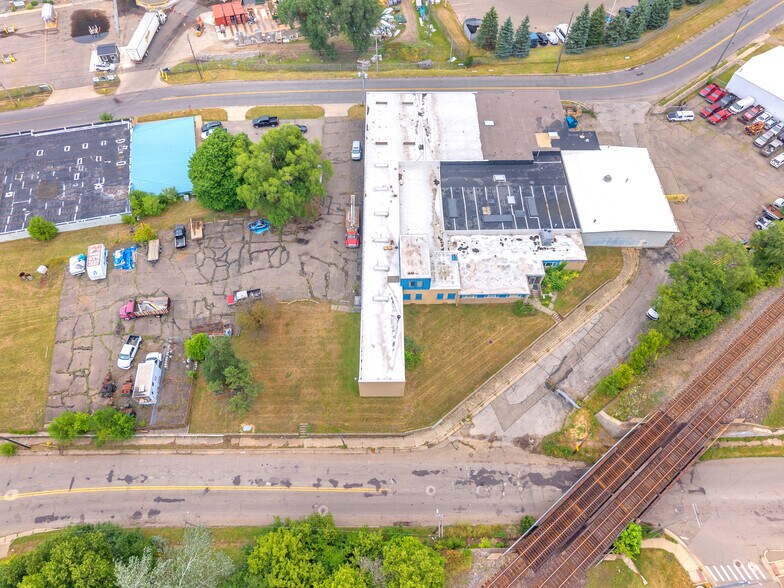 More Photos Of 330 Upton Ave, Battle Creek Warehouse For Sale