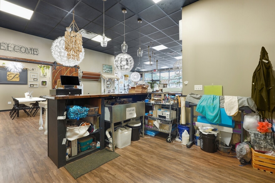 More Photos Of 1011 Towne Center Blvd, Pooler Storefront Retail Office For Lease