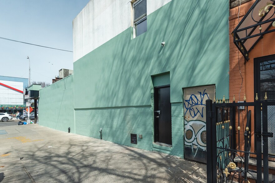 More Photos Of 1146-1150 Liberty Ave, Brooklyn Storefront For Sale