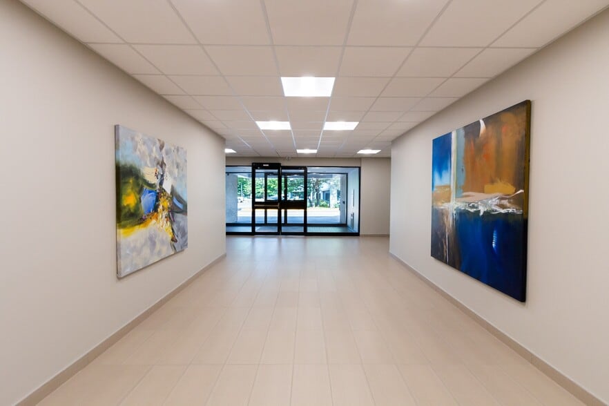 Primary Photo Of 2733 Lancaster Rd, Ottawa Office For Lease