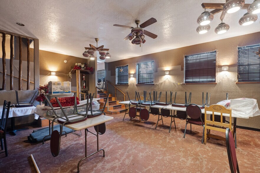 More Photos Of 8032 4th St NW, Albuquerque Restaurant For Sale