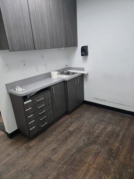 More Photos Of 700 Grand St, Brooklyn Storefront Retail Residential For Lease