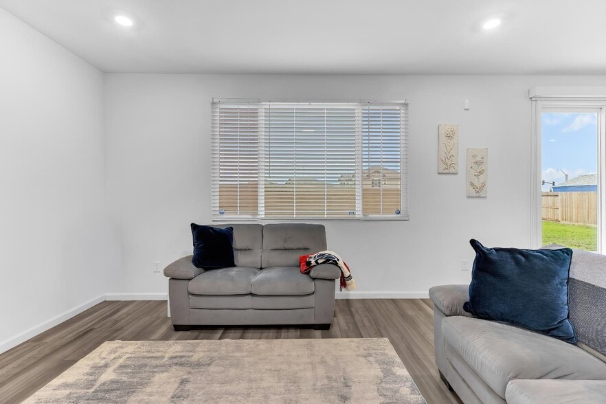 More Photos Of 3600 Pride Way, Stockton Multifamily For Sale