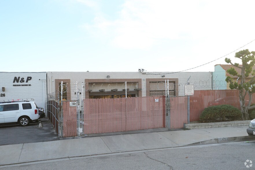 Primary Photo Of 21434 Osborne St, Chatsworth Light Manufacturing For Lease