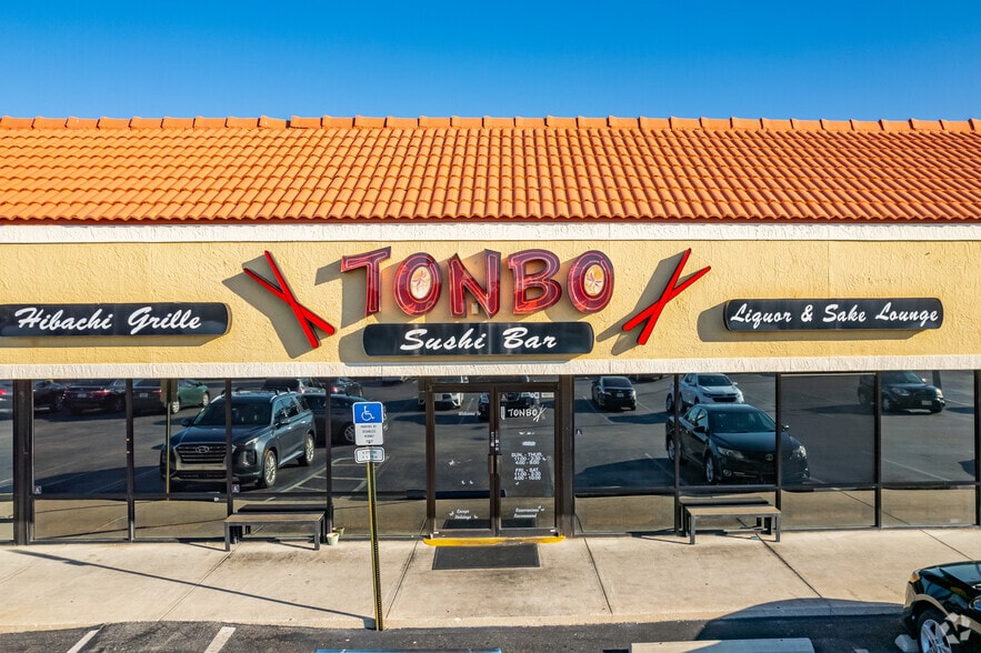 More Photos Of 9304-9324 US Hwy 19 N, Port Richey Unknown For Lease