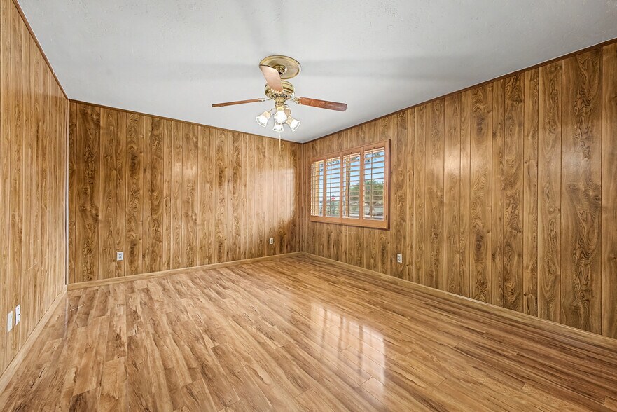 More Photos Of 8038 E Almeria Rd, Scottsdale Office For Sale