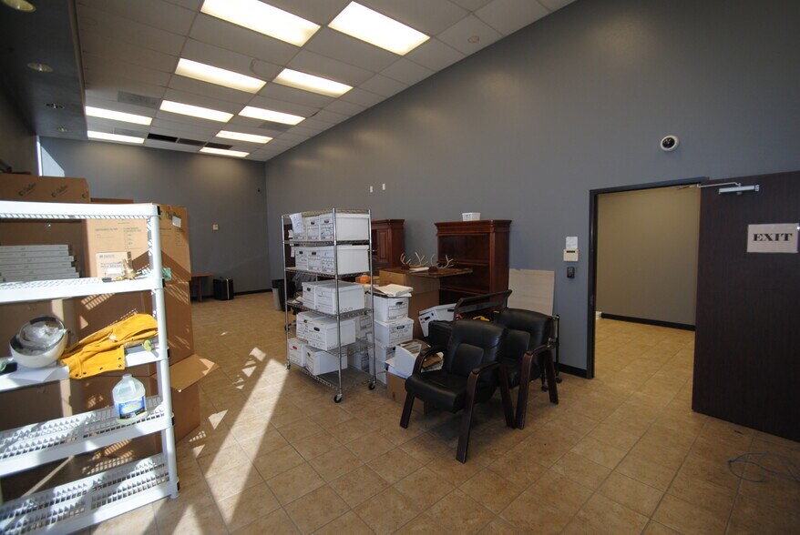 More Photos Of 13802 Murphy Rd, Stafford Research And Development For Lease