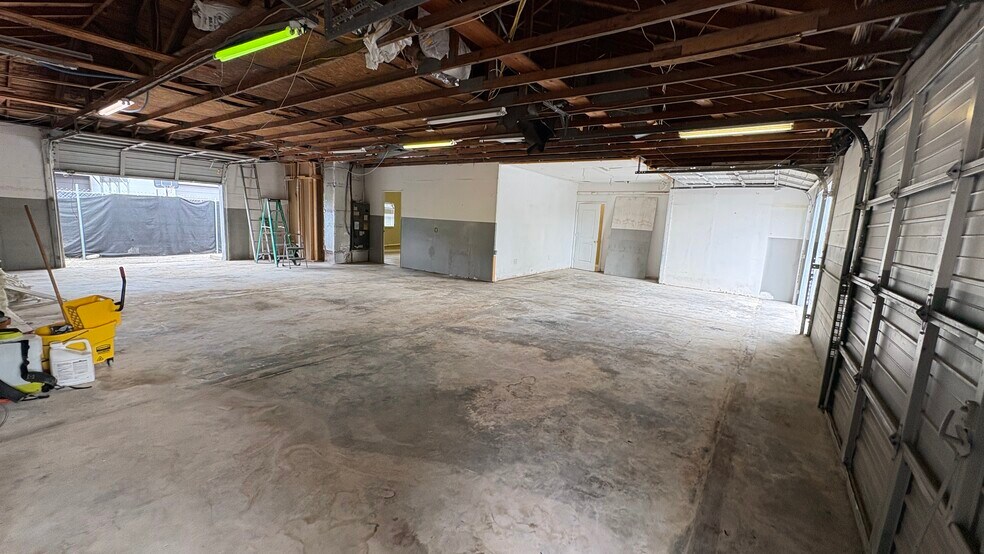 More Photos Of 7906 Leo Kidd Ave, Port Richey Warehouse For Sale