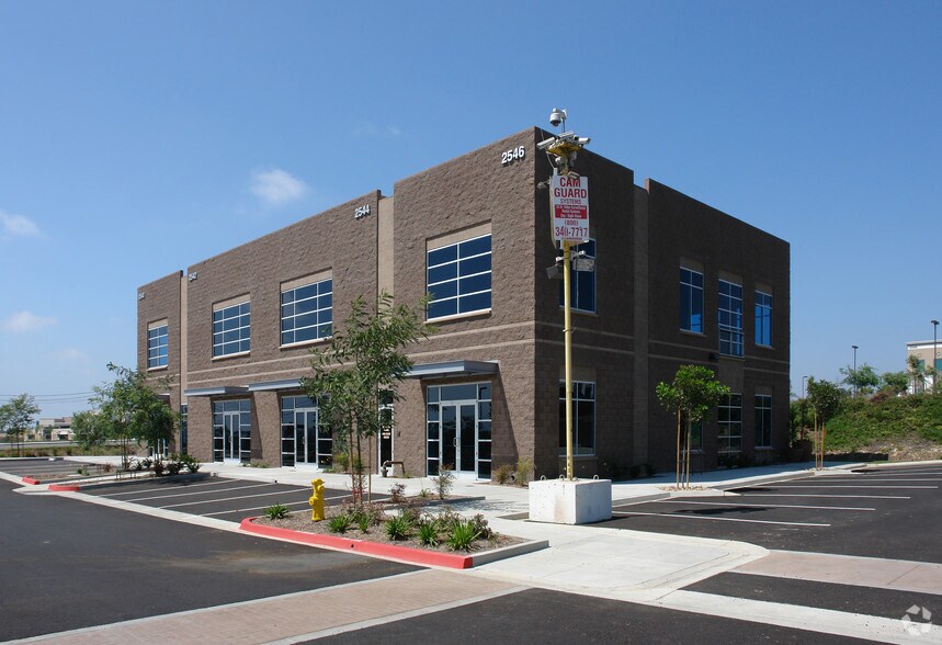 More Photos Of 2540-2546 Gateway Rd, Carlsbad Office For Sale