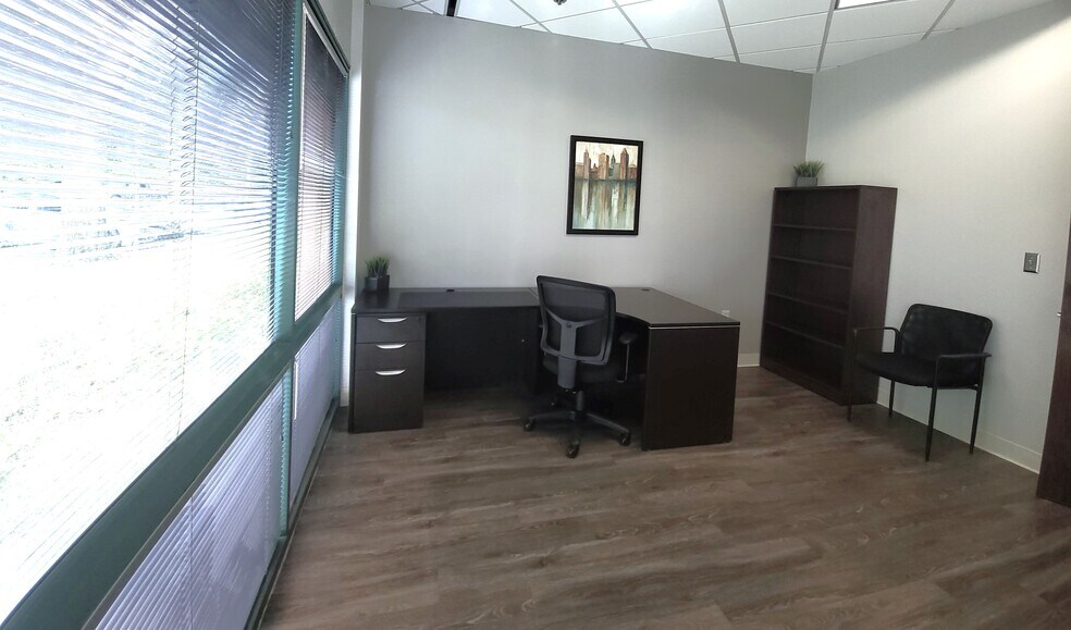 More Photos Of 250 International Pky, Lake Mary Office For Lease