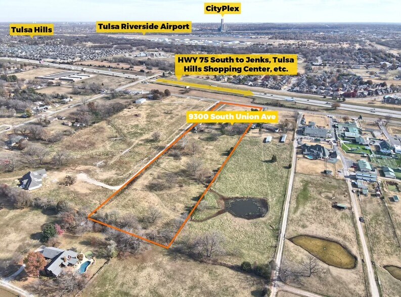 More Photos Of 9300 S Union Ave, Tulsa Storefront Retail Office For Sale