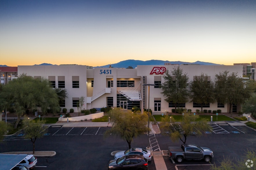 More Photos Of 5451 E Williams Blvd, Tucson Office For Sale