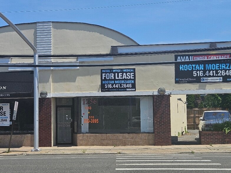 More Photos Of 1356 Willis Ave, Albertson Freestanding For Lease