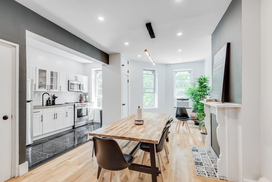 More Photos Of 579 Decatur St, Brooklyn Apartments For Sale