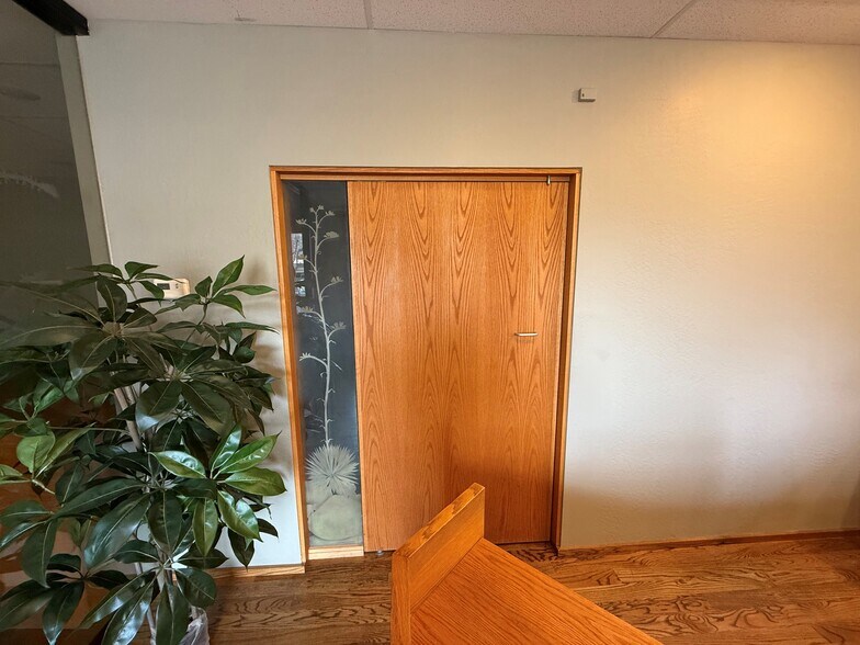 More Photos Of 36800 N Sidewinder Rd, Carefree Medical For Sale
