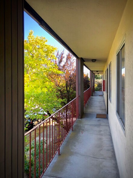 More Photos Of 2180 Ashby Ave, Berkeley Apartments For Sale