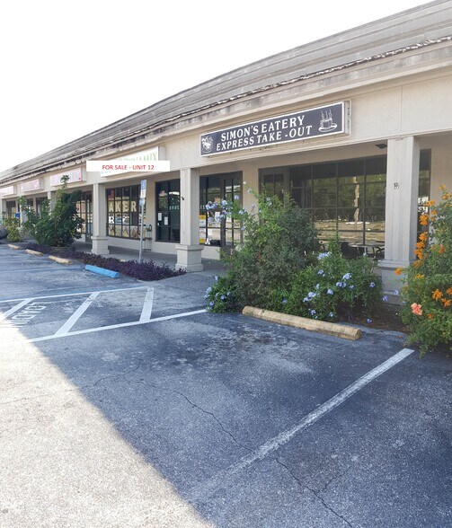 More Photos Of 5900-5990 S Tamiami Trl, Sarasota Storefront For Lease