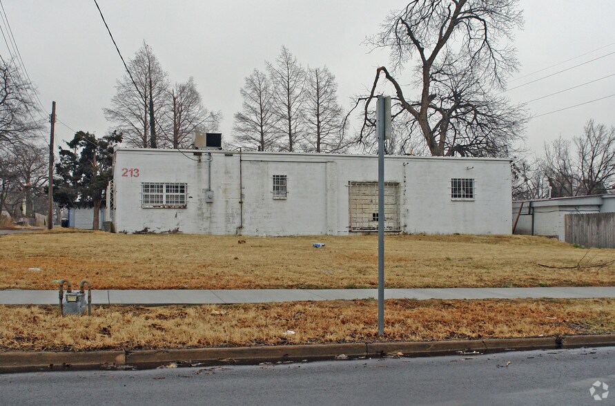 More Photos Of 213 S Rockford Ave, Tulsa Warehouse For Lease