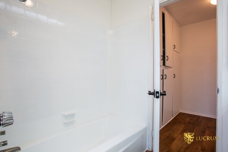 More Photos Of 823 Lagoon Ave, Wilmington Apartments For Sale