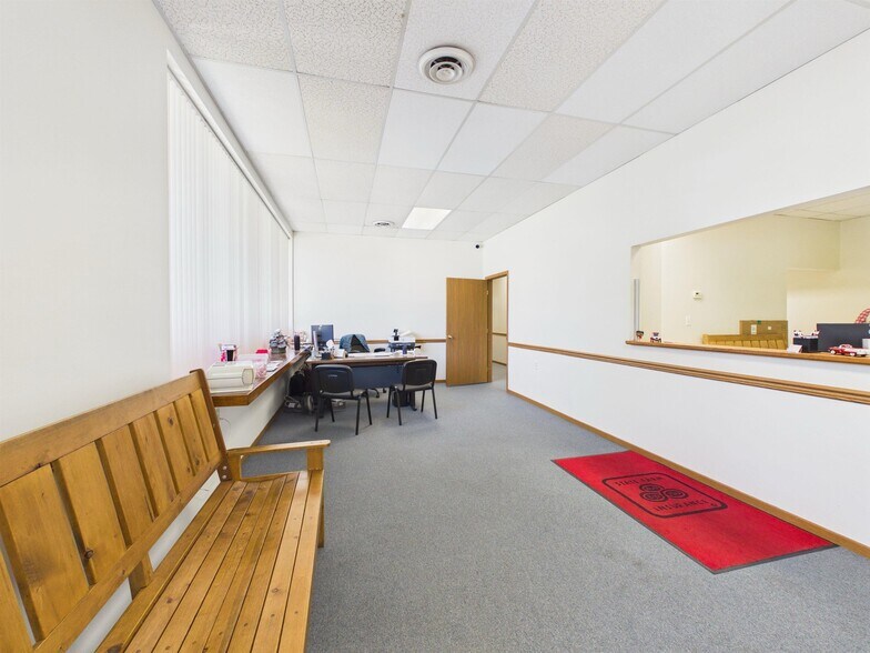 More Photos Of 209-213 Marion Pike, Coal Grove Medical For Sale