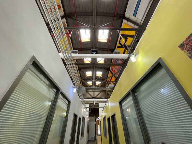 More Photos Of 55 Meadow St, Brooklyn Manufacturing For Lease