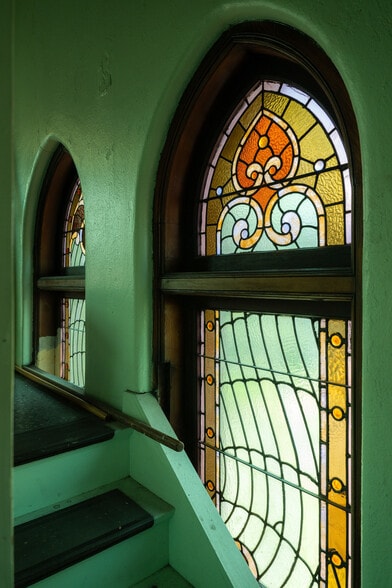 More Photos Of 12 W 5th St, Covington Religious Facility For Sale