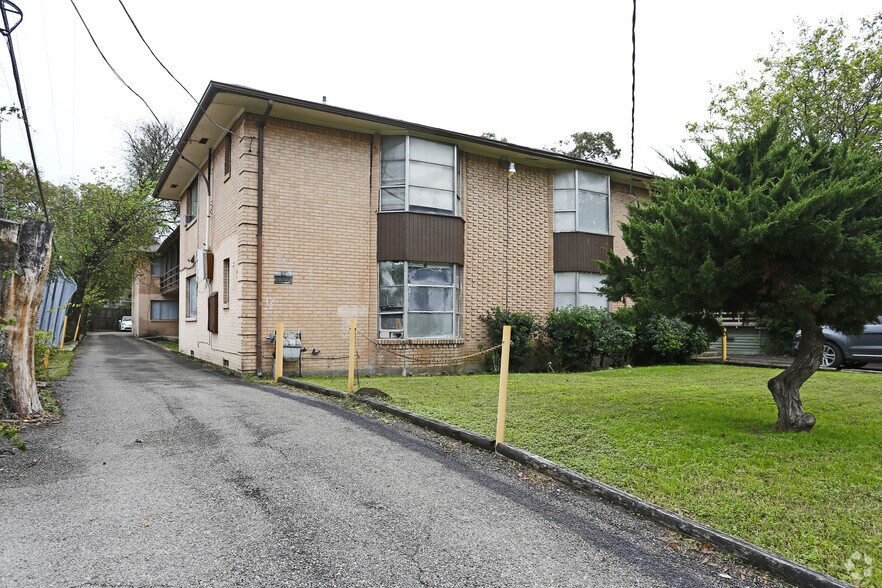 Primary Photo Of 4810 Gaston Ave, Dallas Apartments For Sale