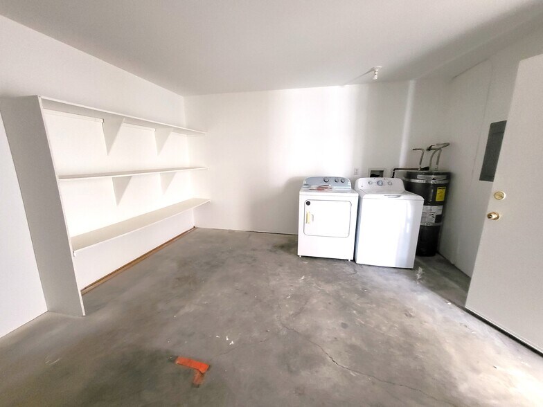 More Photos Of 1171 Sixshooter Ave, Pahrump Apartments For Sale