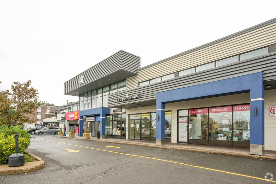 More Photos Of 3291 Ch Sainte-Foy, Québec General Retail For Lease