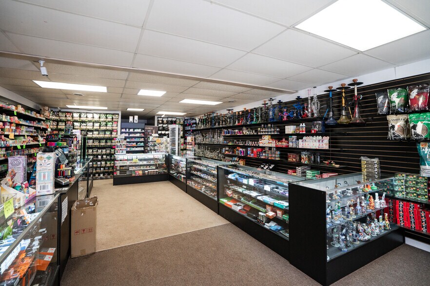 More Photos Of 1785 Georgia Rd, Franklin Freestanding For Sale