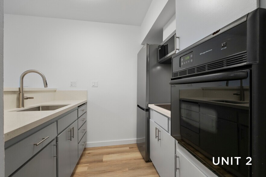 More Photos Of 1700 Spruce St, Berkeley Apartments For Sale