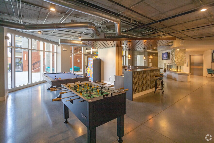 More Photos Of 801 NW 10th St, Oklahoma City Apartments For Lease