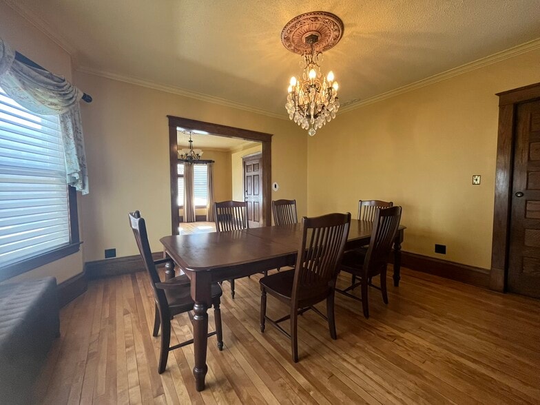 More Photos Of 889 Grand Ave, Saint Paul Office For Lease