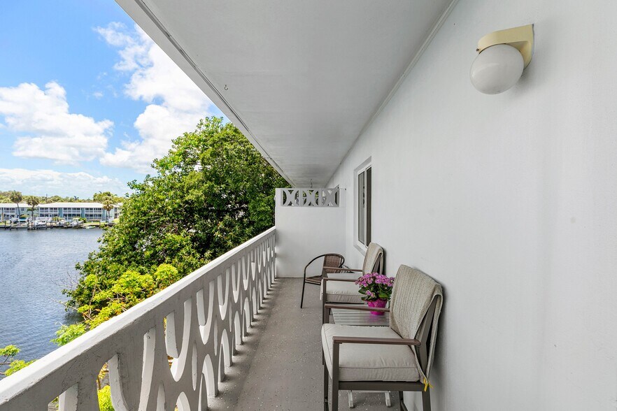 More Photos Of 628 Southwind Cir, North Palm Beach Apartments For Sale