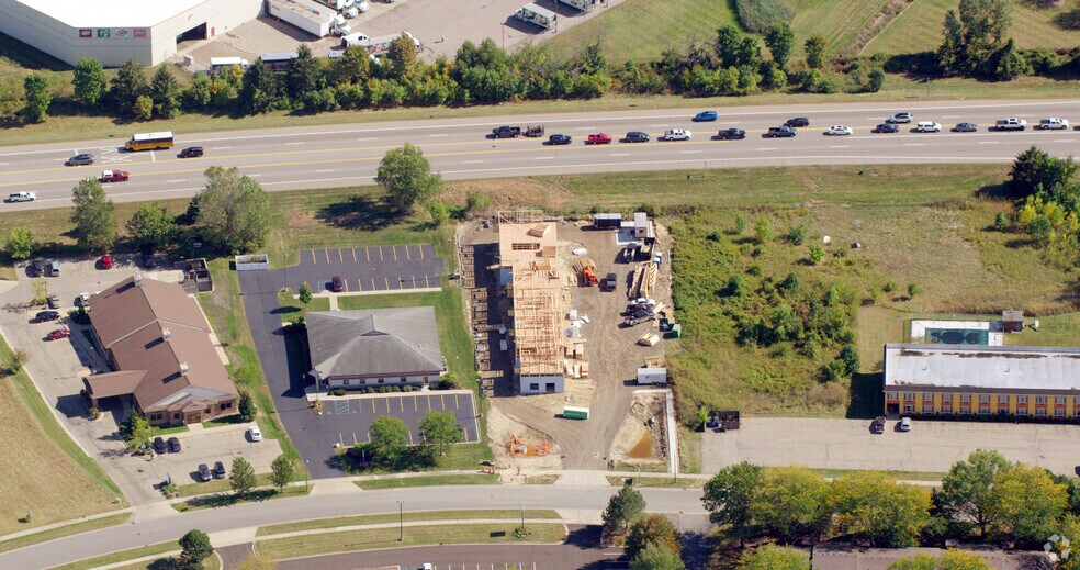 Primary Photo Of 667 Hastings Ave, Holland Storefront For Lease