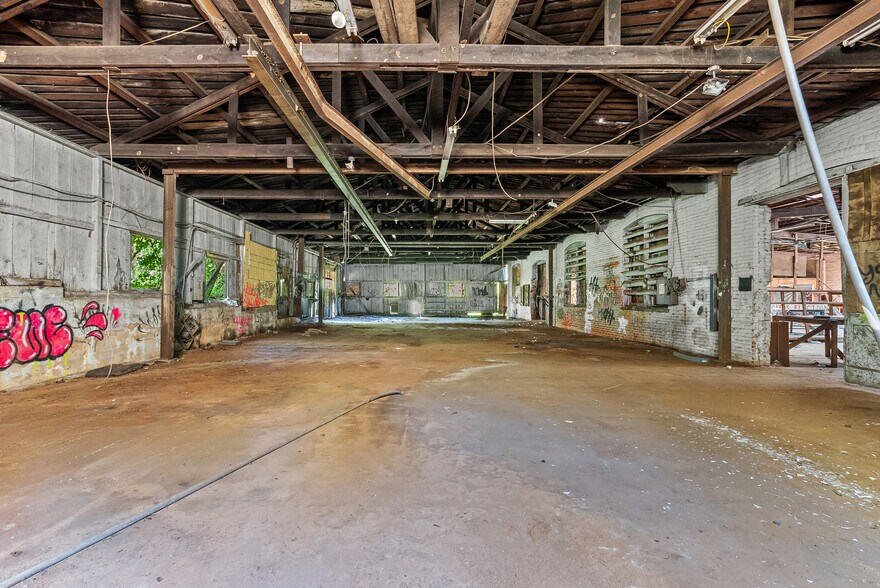 More Photos Of 322 Depot St, Amherst Warehouse For Sale