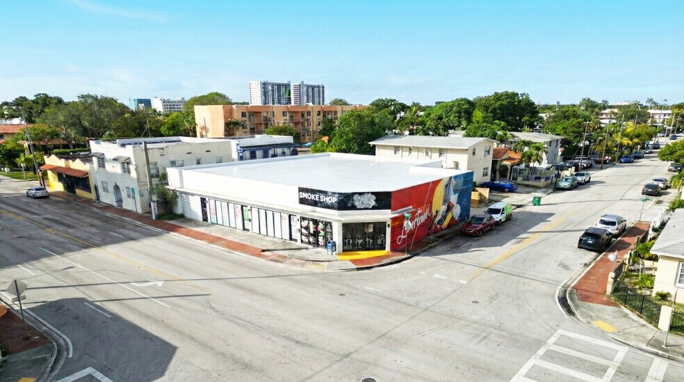 Primary Photo Of 300 SW 17th Ave, Miami Fast Food For Sale
