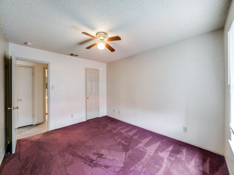 More Photos Of 7737 Skolout St, San Antonio Apartments For Sale