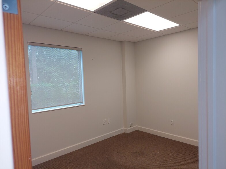 More Photos Of 240 NW Peacock Blvd, Port Saint Lucie Medical For Lease