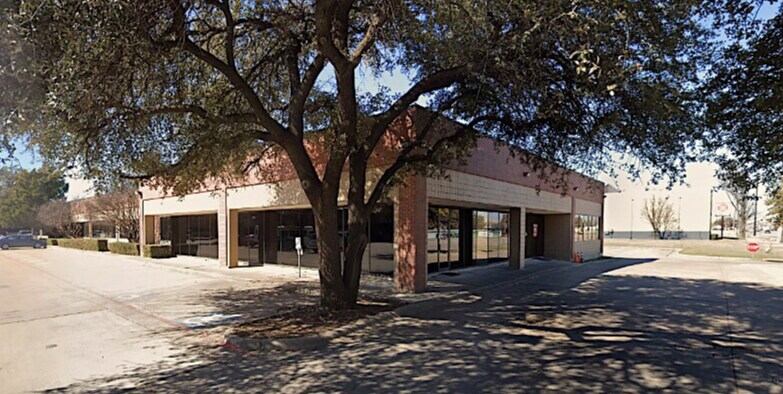 More Photos Of 12035 Shiloh Rd, Dallas Showroom For Lease