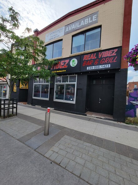 More Photos Of 18-22 Dunlop St W, Barrie Storefront For Lease