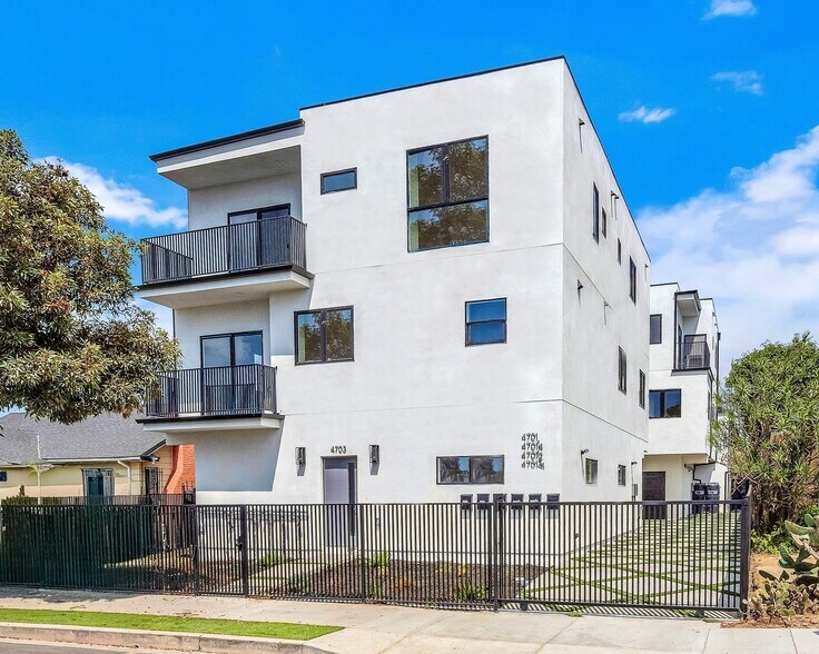 More Photos Of 4701 Saturn St, Los Angeles Multifamily For Sale