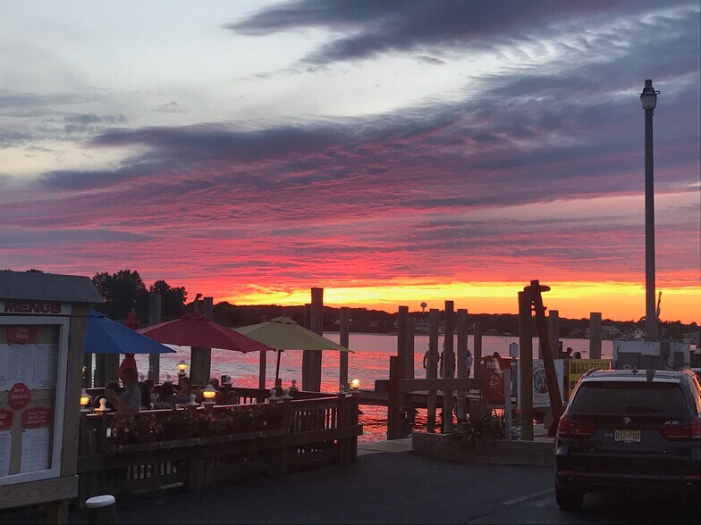 More Photos Of 57 Inlet Dr, Point Pleasant Beach Marina For Sale