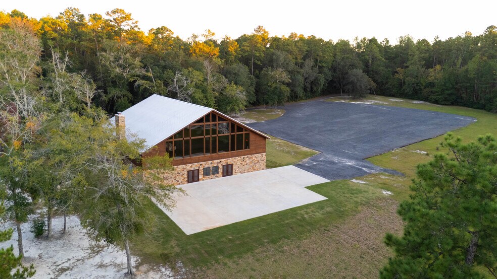 More Photos Of 3817 Central St, Waycross Specialty For Sale