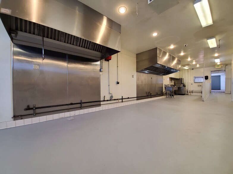 More Photos Of 3414 W Washington Blvd, Los Angeles Storefront Retail Residential For Sale
