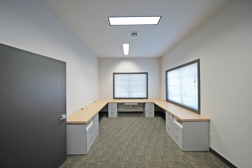 More Photos Of 3919 Creekside Loop, Yakima Medical For Lease