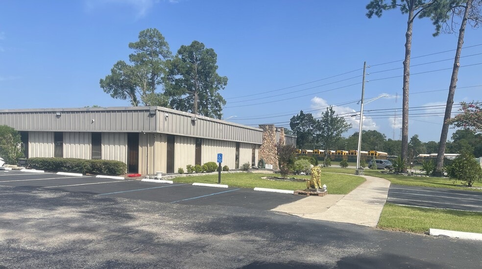 More Photos Of 5105 Bowden Rd, Jacksonville Loft Creative Space For Lease